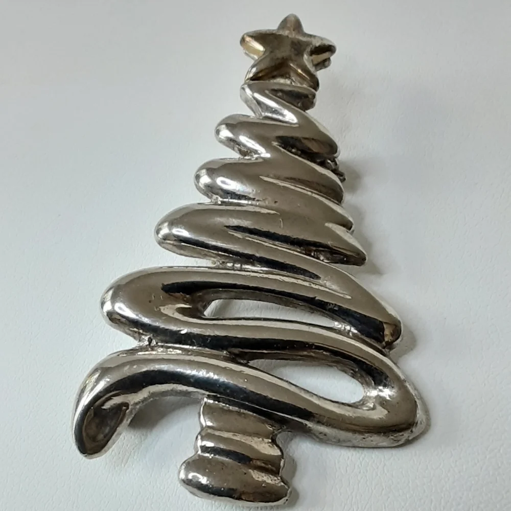 VTG MODERNIST CHRISTMAS TREE SILVER TONE BROOCH